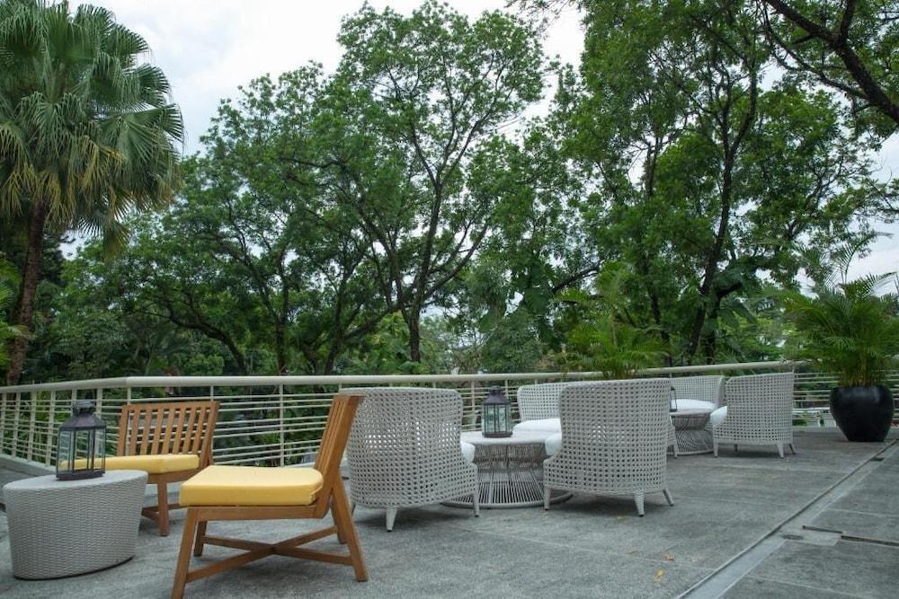 The Shalimar Boutique Hotel Malang Dış mekan fotoğraf